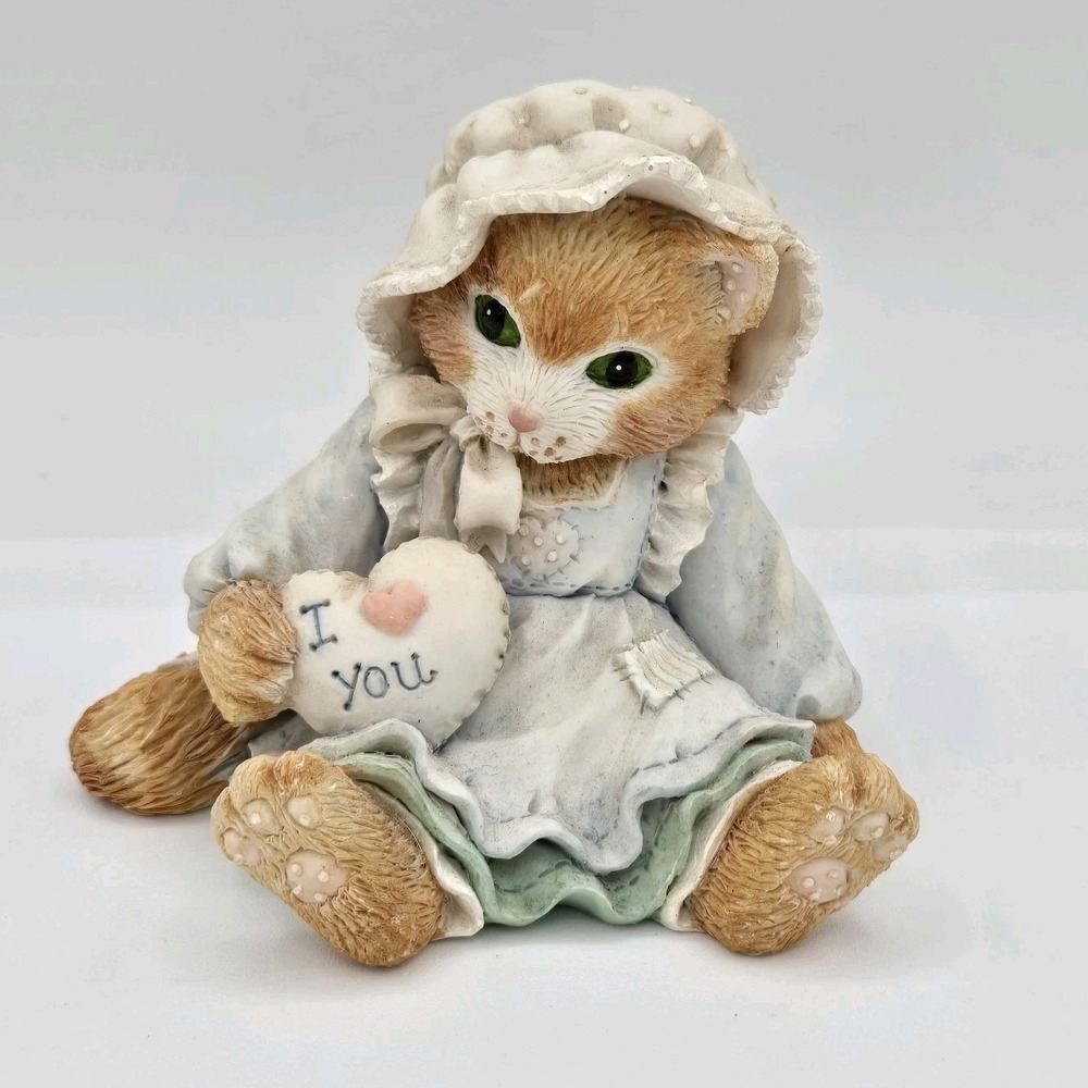 Calico Kittens "Love Is The Heart Of Friendship" Cat With Heart  1993‎ Vintage